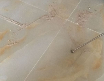 无锡瓷砖空鼓维修公司分享粘合剂选择不当在瓷砖铺贴过程中可能导致以下问题
